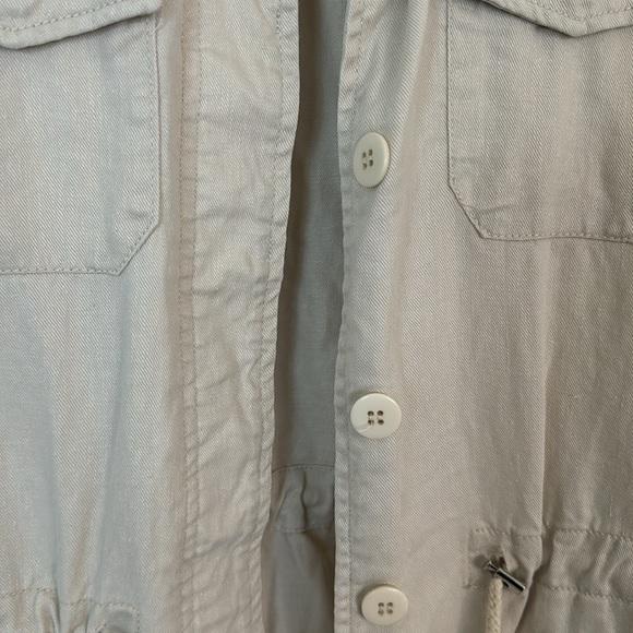 Cream utility vest from Forever 21, size XS - Picture 3 of 4